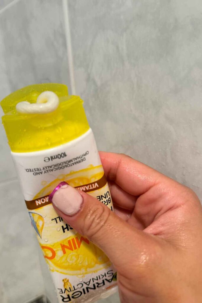 Garnier Skin Active Review: Vitamin C Face Wash